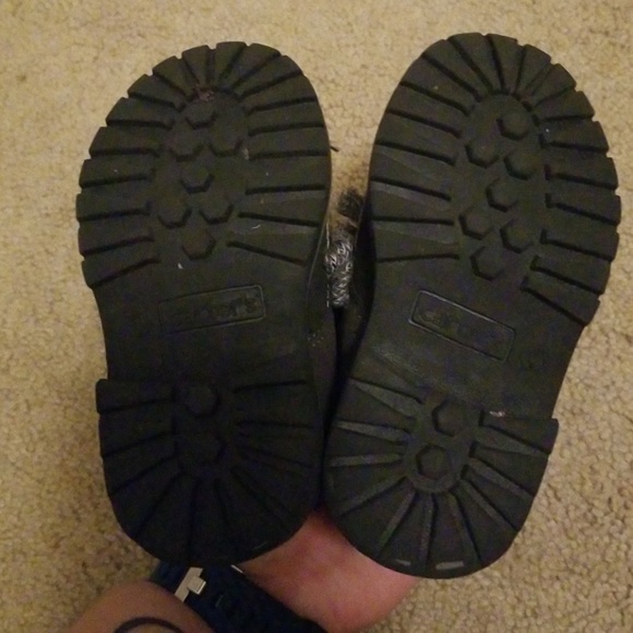 Carter's Shoes The Cutest Little Boys Boots By Carters Euc Poshmark